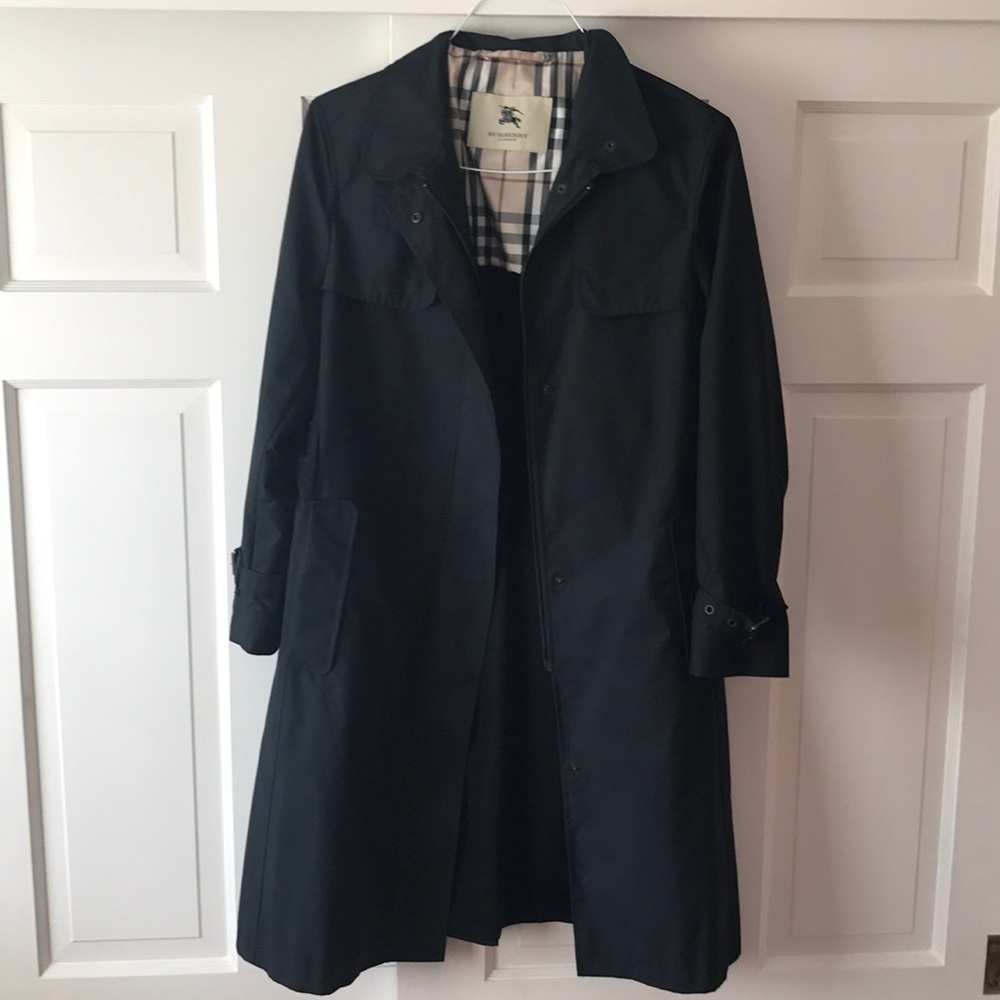 Burberry Rain/Trench Coat